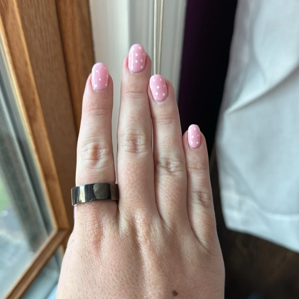 Aster black size 7 ring